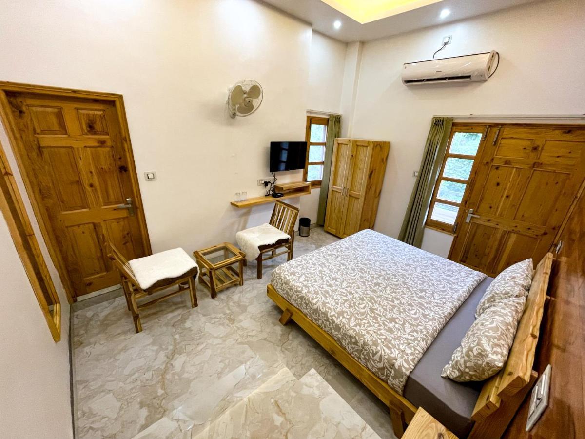 The Wild Yak Hotel Mandi Exterior foto
